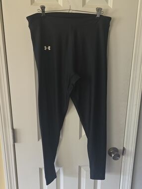 Under Armour Cold Gear Black Compression Leggings with Reflective Logo